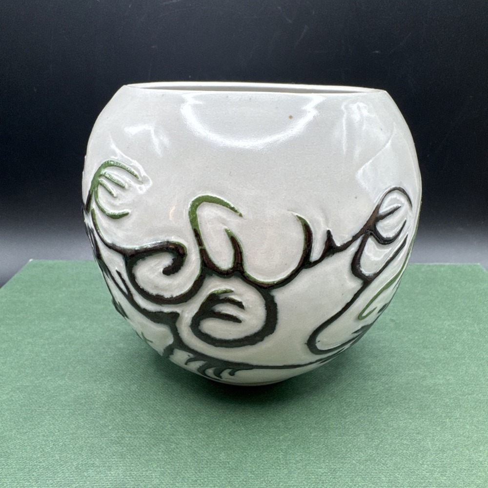 Studio Art Pottery Vase BF Gillen Incised Raised Black Green Abstract Design 5" - Picture 2 of 16